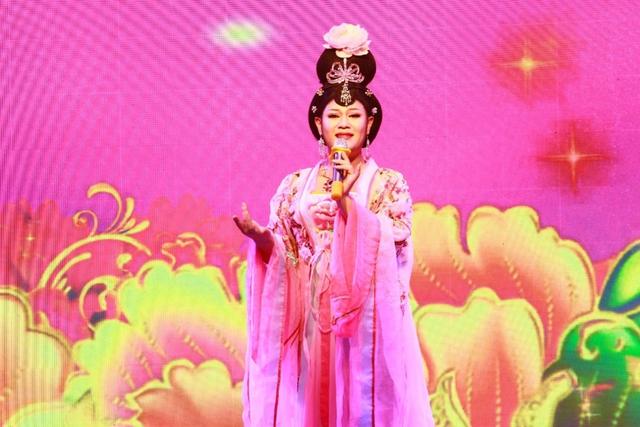 双节开化根缘小镇新项目引人气，赏美景观美艺根宫佛国赏秋正当时(图1)