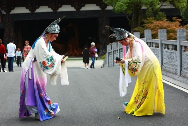 双节开化根缘小镇新项目引人气，赏美景观美艺根宫佛国赏秋正当时(图4)
