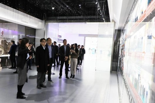 远东控股庄太纬率队参访中信特钢(图3)