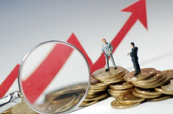 沪指下探回升收涨0.73% 深证成指站上15000点关口