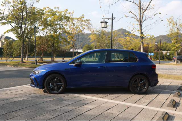 满满的科技感 试驾全新数字高尔夫8(图4)