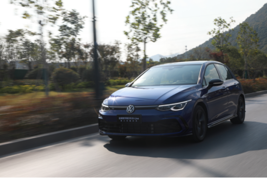 满满的科技感 试驾全新数字高尔夫8(图17)