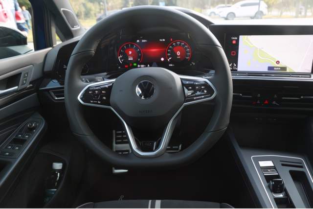 满满的科技感 试驾全新数字高尔夫8(图8)