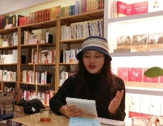 美女导演喻一推出处女作《恨水不成冰》(图4) 美女导演喻一推出处女作《恨水不成冰》(图4)