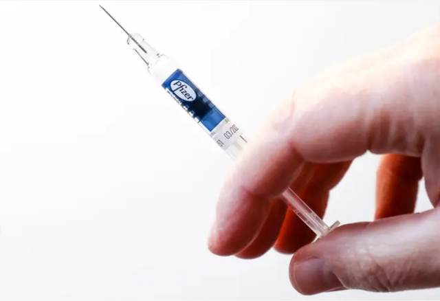 以色列75岁老人在注射辉瑞疫苗后死亡(图2)