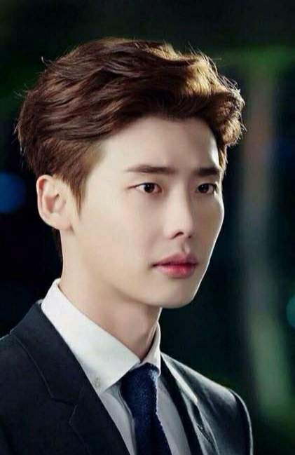 韩剧扛把子回归！31岁李钟硕退伍重回演艺圈，将会出演魔女2(图5)