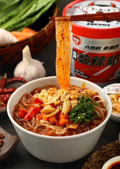 被说成粉界大佬的食族人酸辣粉，仅是靠推荐出圈？(图4)