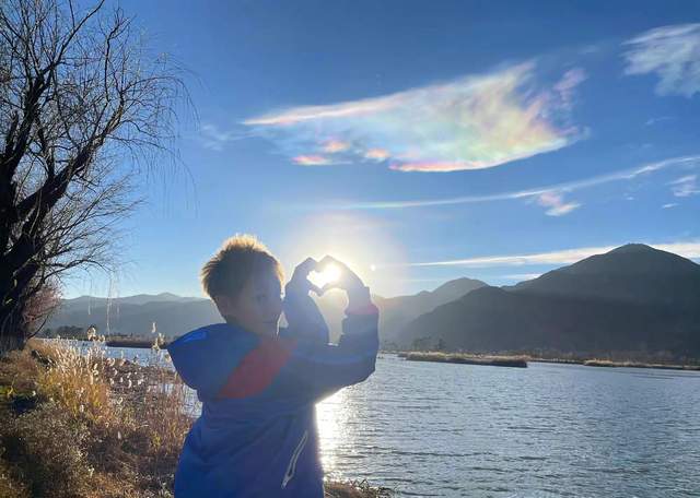 宁静拍到了七彩祥云(图2)