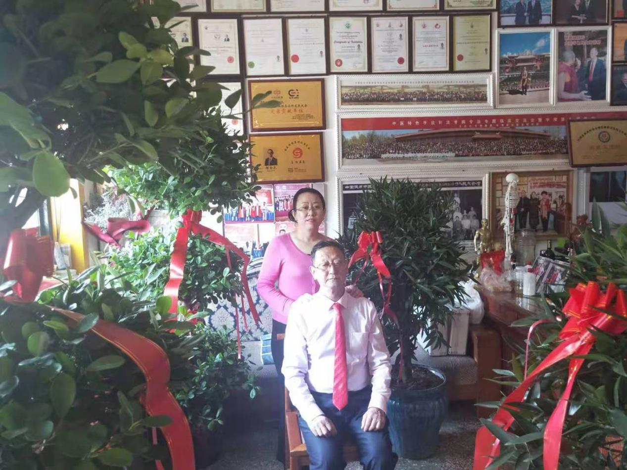 记郜氏正骨传承人、正骨专家——卢艳君(图5)