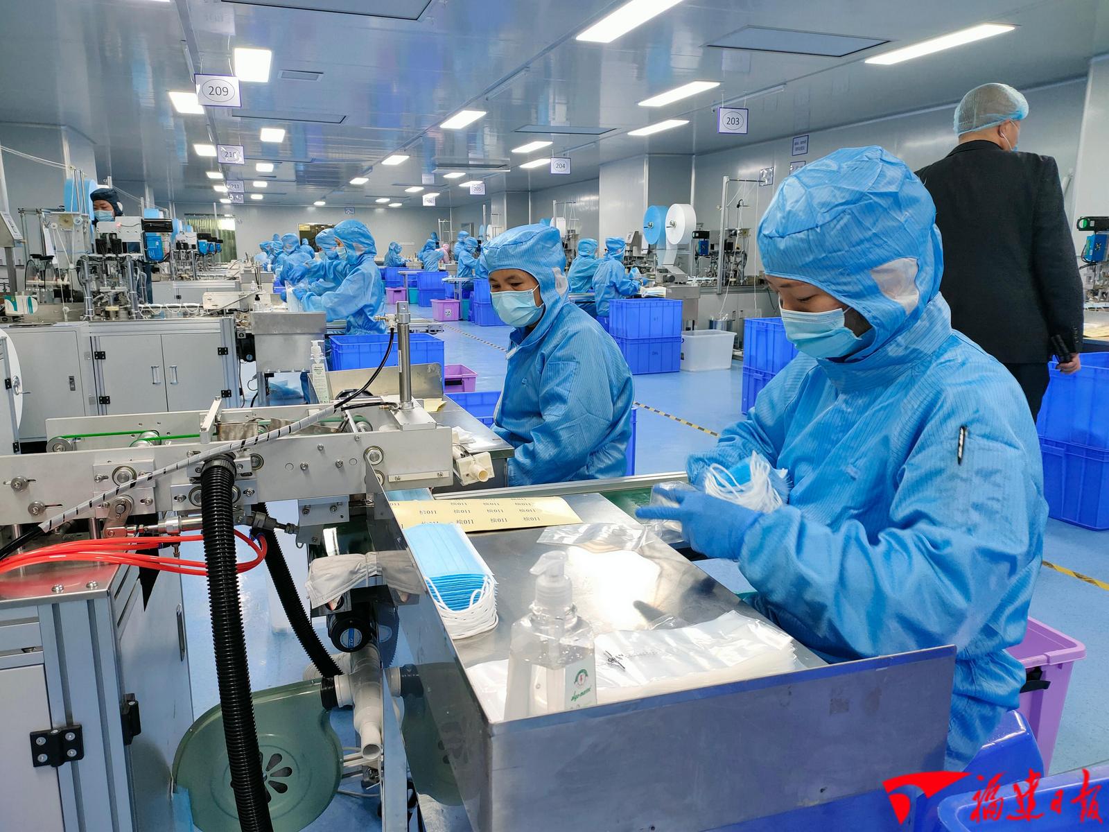 厦门同安：口罩生产企业“马力足”“情怀浓”(图1)