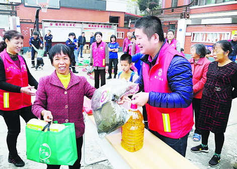 同安区开展精准式扶危济困，让“爱心厦门”元素处处可见