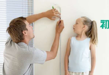 小阩高解码3-14岁孩子的增高奥秘