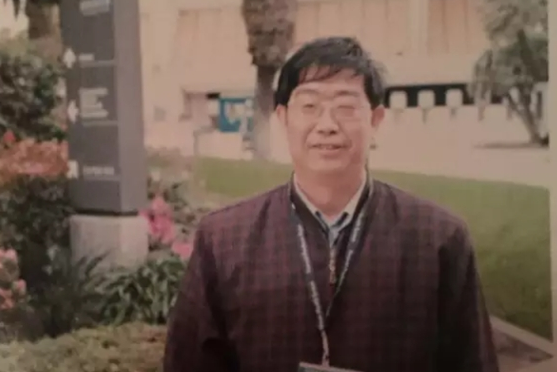 植物提取专家陈冲 献策中药植物提取 重获中药昔日辉煌